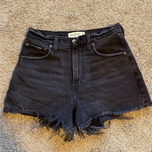 Abercrombie & Fitch The 90’s Relaxed Cutoff Short High Rise Black